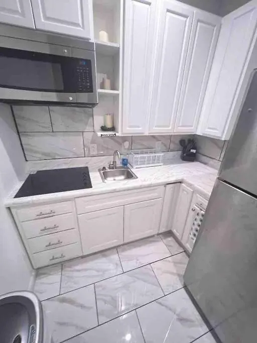 Apartment Beautiful Queen Luxury Suite Near Downtown Norfolk